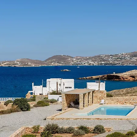 Seaside With Hot Tub, Vineyard, Shared Pool And View