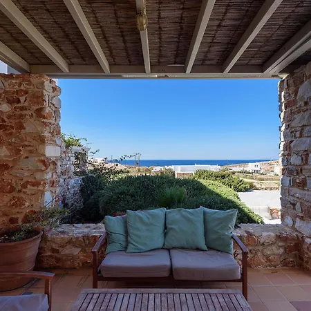 Seaside With Hot Tub, Vineyard, Shared Pool And View 別荘