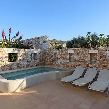 Seaside With Hot Tub, Vineyard, Shared Pool And View *