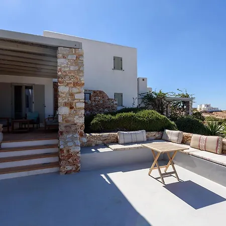 別荘 Seaside With Hot Tub, Vineyard, Shared Pool And View パロス島