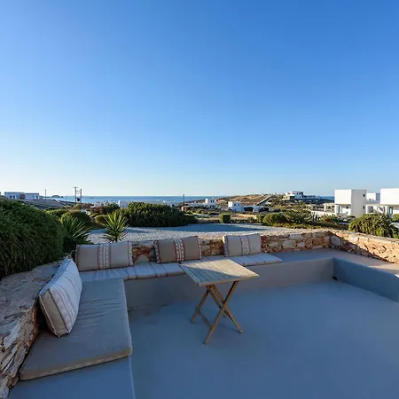 Seaside With Hot Tub, Vineyard, Shared Pool And View 別荘 *