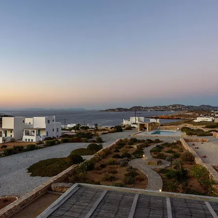 別荘 Seaside With Hot Tub, Vineyard, Shared Pool And View