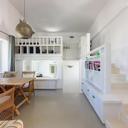 Seaside With Hot Tub, Vineyard, Shared Pool And View Parikia (Paros)
