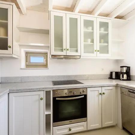 Seaside With Hot Tub, Vineyard, Shared Pool And View * Parikia (Paros)